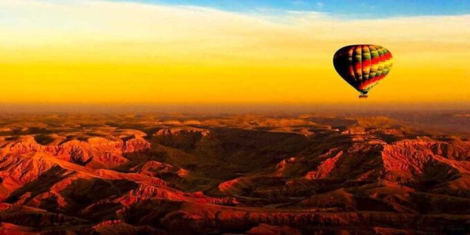 From Hurghada: 1-Night Luxor Tour, Hot Air Balloon, Transfer - Historical Sites in Luxor