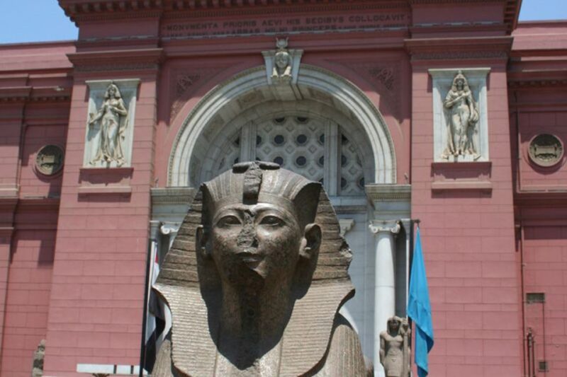 From Hurghada: Pyramids & Museum Small Group Tour by Van - Important Information