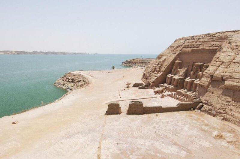 From Hurghada: Two-Day Private Tour of Luxor and Abu Simbel - Day 1 Itinerary