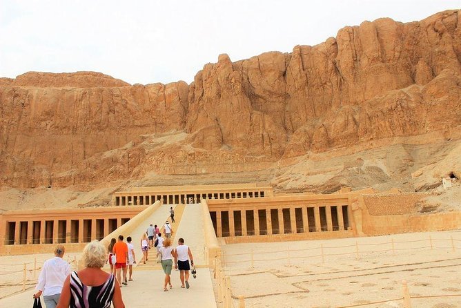 From Hurghada:Day Trip to Luxor and Valley of the Kings - Dining Experience in Luxor