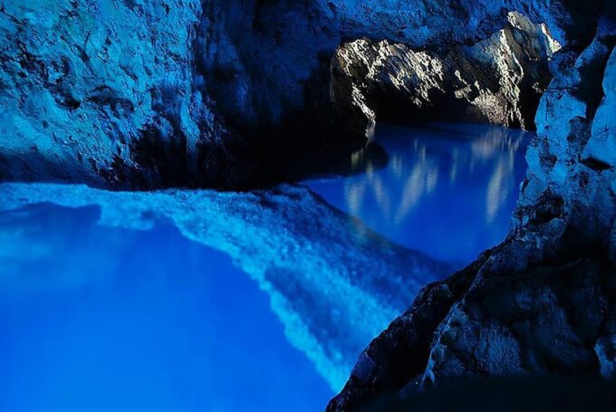 From Hvar: Blue Cave Group Speedboat Tour Full Day - Booking Flexibility