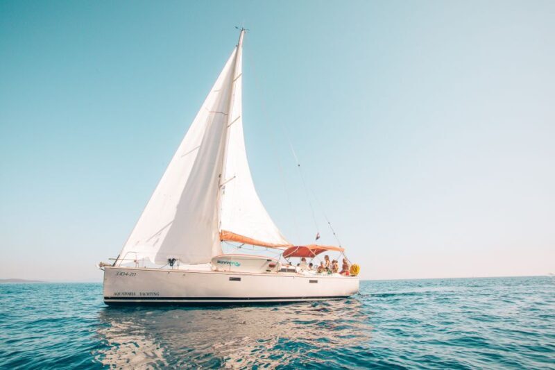 From Hvar: Boat Tour to Pakleni Islands on a Comfort Yacht - From Hvar: Boat Tour to Pakleni Islands on a Comfort Yacht