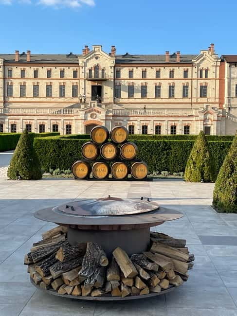 From Iai: Mimi Castle Wine Tasting Day Trip - Key Points