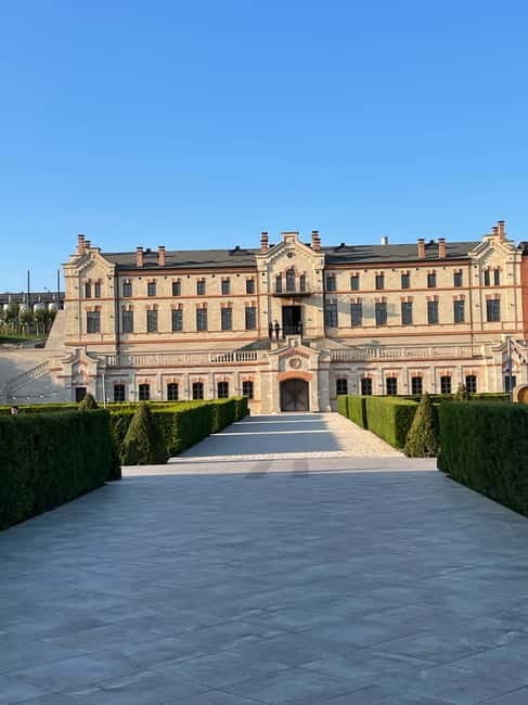From Iai: Mimi Castle Wine Tasting Day Trip - Final Thoughts: Who Will Love This Tour?