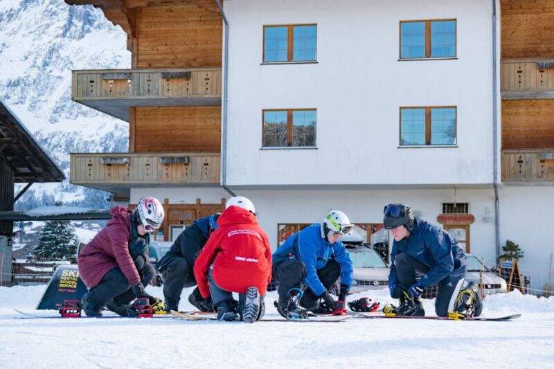 From Interlaken: Grindelwald Beginners Snowboarding Lesson - Snowboarding Experience
