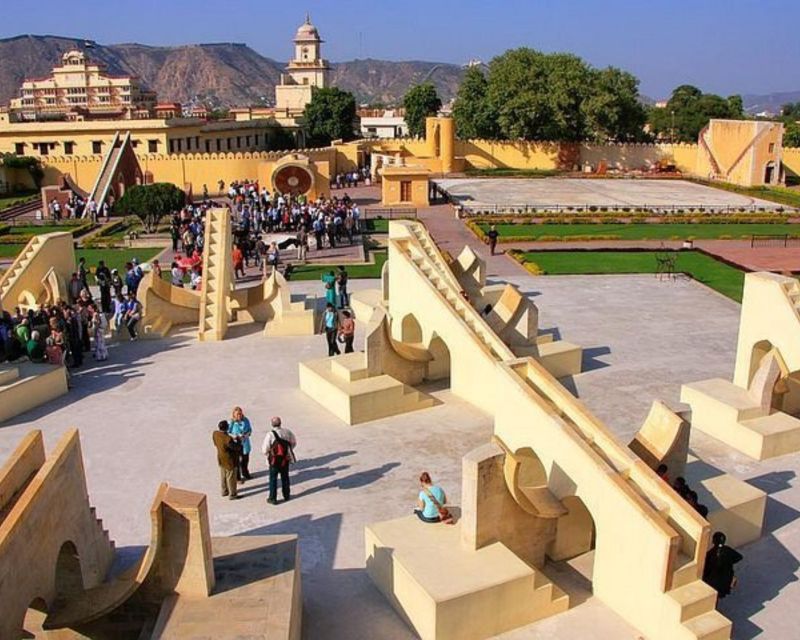 From Jaipur: Private Half-Day City Tour With Guide - Key Points