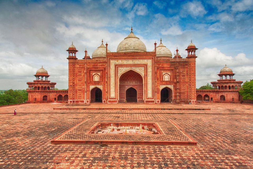 From Jaipur: Taj Mahal Sunrise and Agra Fort Private Trip - Inclusions and Accessibility
