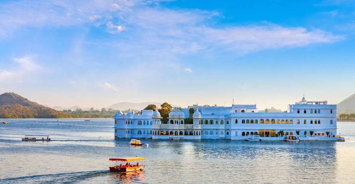 From Jaipur to Udaipur via Pushkar Private Tour by Cab - Detailed Itinerary