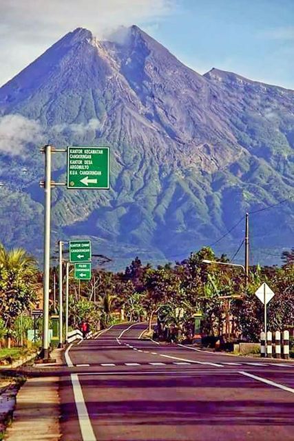 From Jakarta: Volcano, Tea & Rice Fields, Hot Spring - Frequently Asked Questions