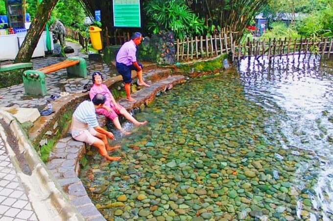 From Jakarta : Wonderful Jakarta In 2 Days Private Tour - Bandung Coffee and Fruit