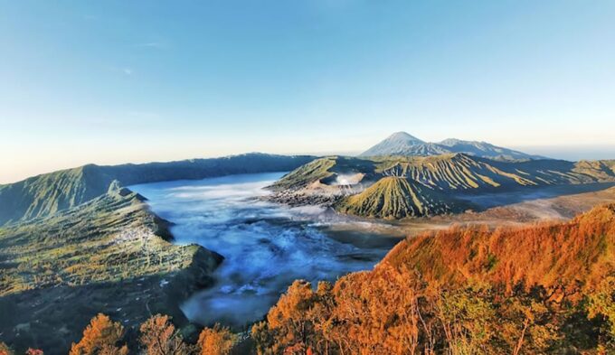 From Jakarta : Yogyakarta, Borobudur, Bromo, Ijen & Bali - Sunrise at Setumbu Hill