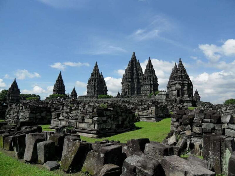 From Jakarta: Yogyakarta, Borobudur, Bromo, Ijen & Bali Tour - A Closer Look at the Itinerary