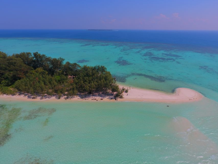 From Jepara: Karimunjawa Archipelago 3-Day Snorkeling Tour - Itinerary Day 3