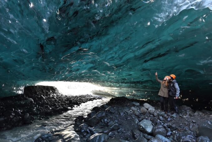 From Jökulsárlón: Crystal Blue Ice Cave Super Jeep Tour - Tips for Your Tour