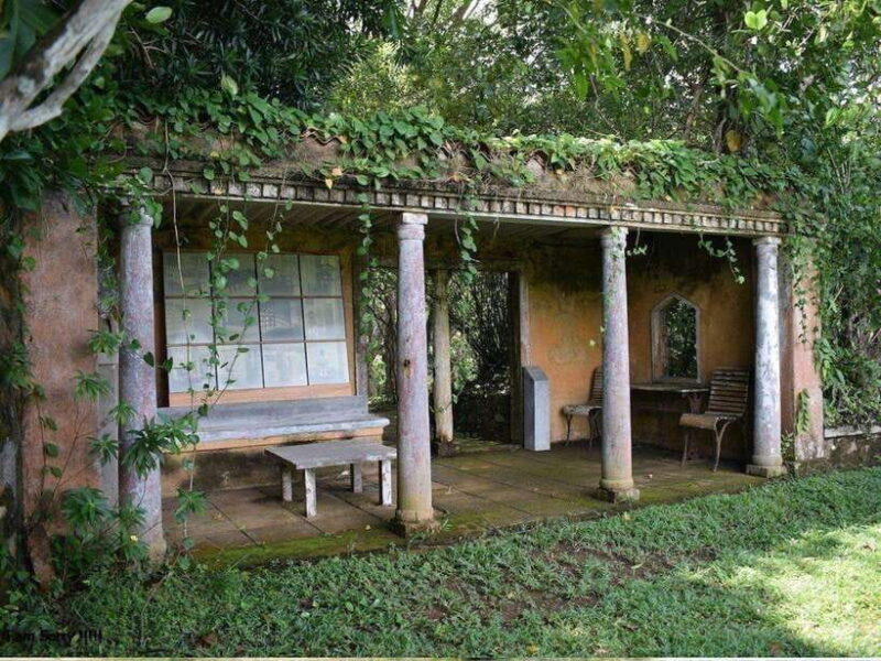 From Kalutara/Waskaduwa: Lunuganga & Brief Garden Tour - The Sum Up