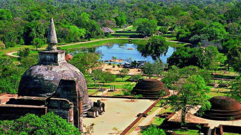 From Kandy: Anuradhapura Day Trip with Lunch - Key Points