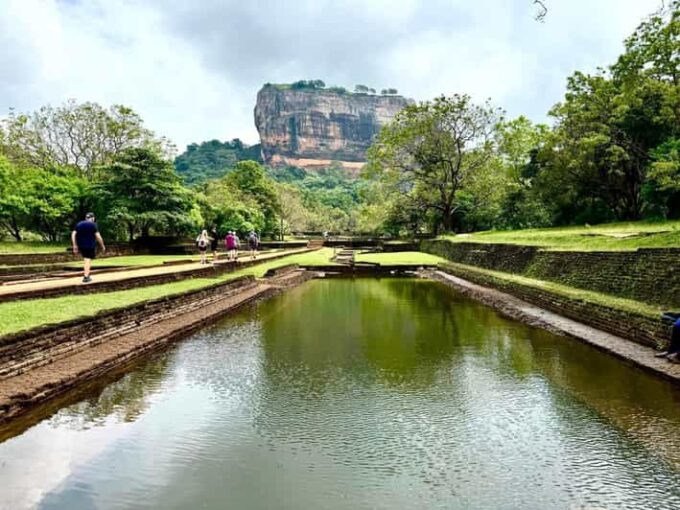 From Kandy: Pidurangala Rock and Minneriya National Park - Pidurangala Rock Hike