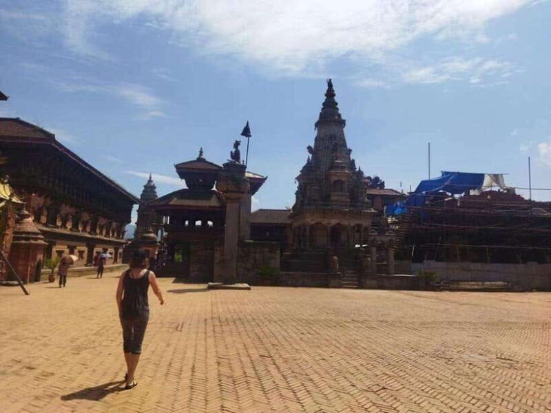 From Kathmandu: Pashupatinath, Boudhanath and Bhaktapur Tour - Exploring Nepal’s Treasures in a Compact Tour