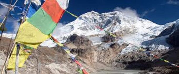 From Kathmandu: Tilicho Lake and Mesokonto Pass Trek - Preparation Tips