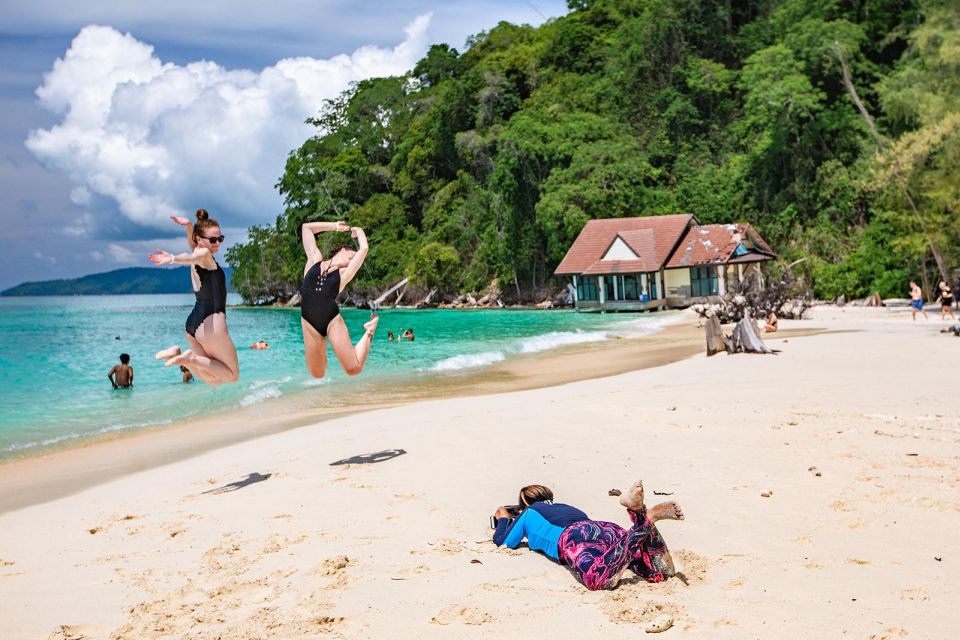 From Khao Lak: Bamboo & Phi Phi Islands, & Maya Bay Day Trip - Experiencing Maya Bay