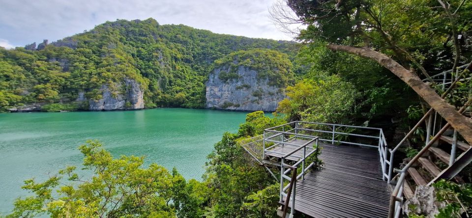 From Koh Samui: Day Tour to Ang Thong With Snorkel & Lunch - Snorkeling and Emerald Lake