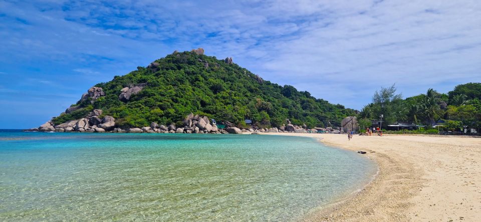 From Koh Tao: Visit to Koh Nang Yuan With Hotel Transfers - Experiencing Koh Nang Yuan