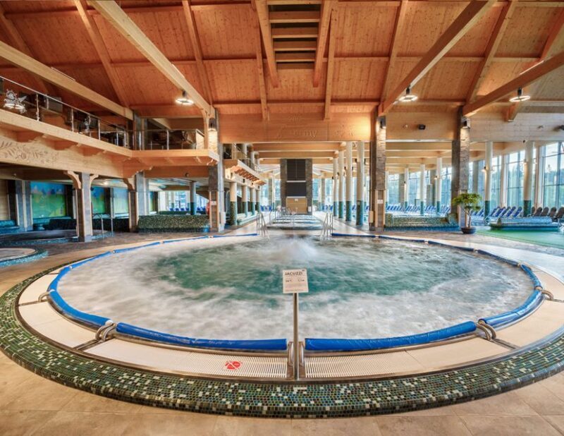 From Krakow: Chocholowska Baths Sauna & Spa Day Trip - Key Points