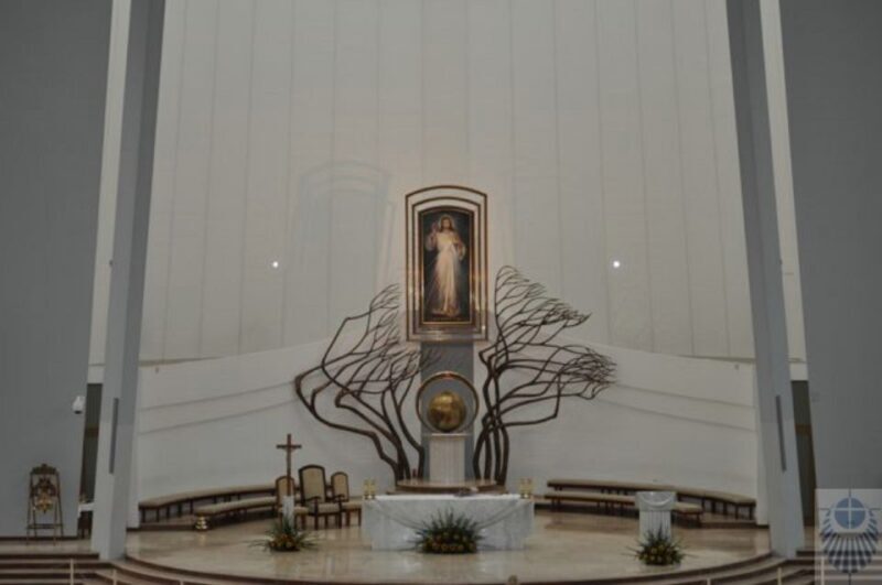 From Kraków: Czstochowa & agiewniki Pilgrim Sites Tour - Practical Details and What You Can Expect