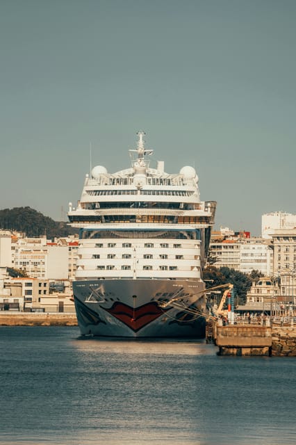 From La Coruna: Santiago De Compostela Shore Excursion - Key Points