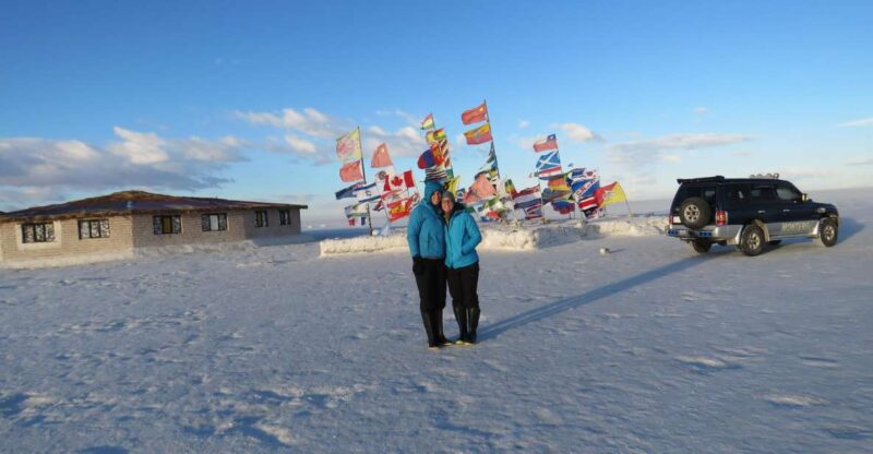 From La Paz: 1-Day 1-Night Uyuni Salt Flats Tour by Flight - Inclusions of the Tour