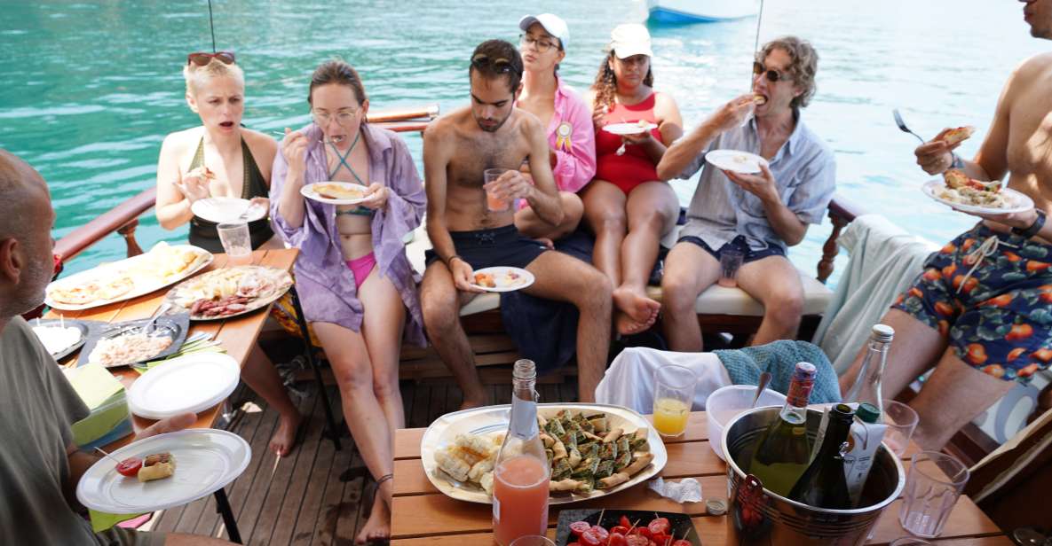 From La Spezia: Cinque Terre Boat Tour With Lunch and Wine - Key Points