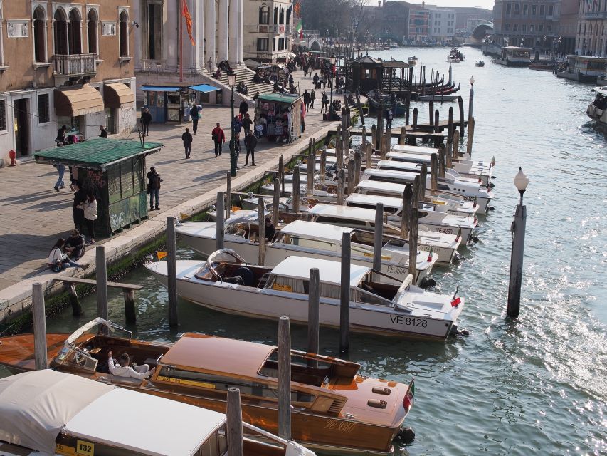 From Lake Garda: Full-Day Guided Group Tour of Venice - Tour Duration and Languages