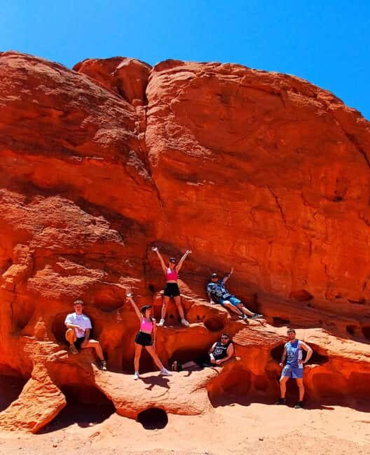 From Las Vegas: Valley of Fire Full-Day Guided Tour w/ Lunch - A Closer Look at the Valley of Fire Guided Tour