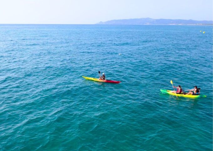 From LEstartit: Sea Kayaking Tour to the Medes Islands - Enjoying the Coastal Scenery