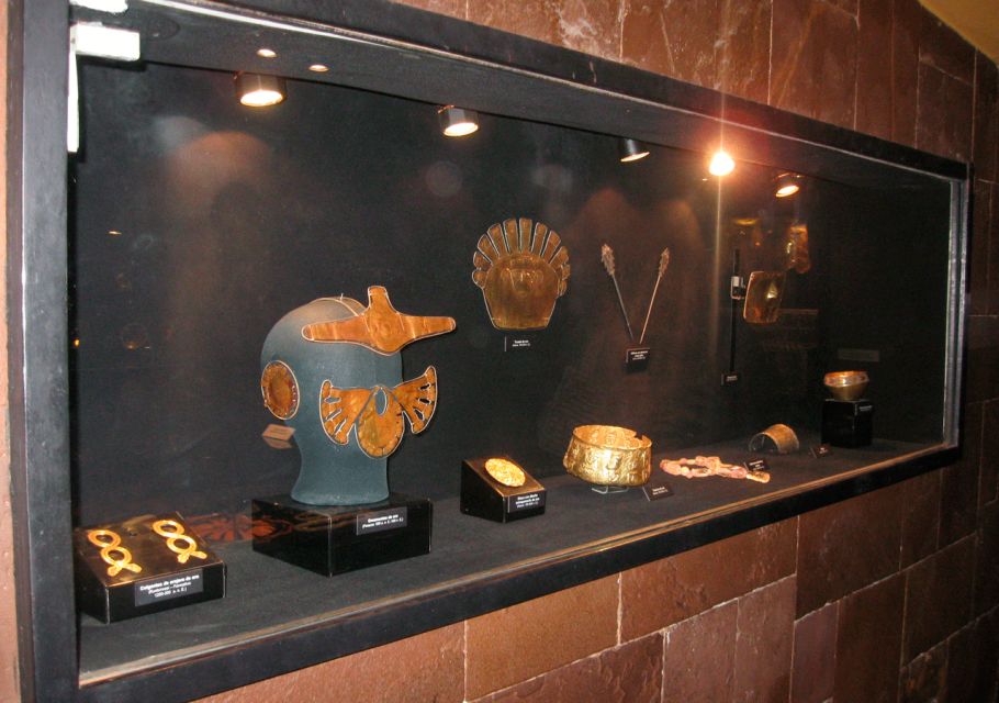 From Lima: Gastronomic Tour + Lunch + Lima Museums - Larco Museum