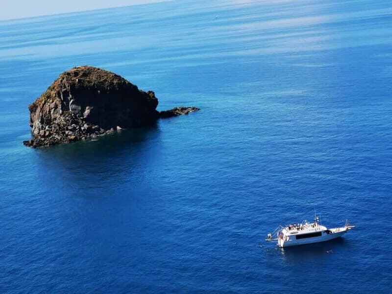 From Lipari: Island and Salina Full Day Sightseeing Cruise - An In-Depth Look at the Lipari and Salina Full-Day Cruise