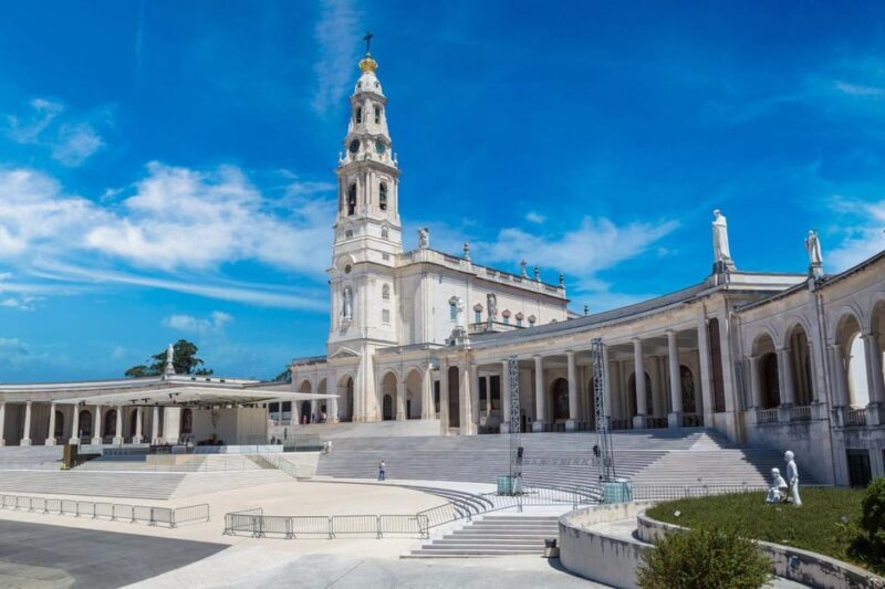 From Lisbon: Fatima, Batalha, Nazare, Obidos - Small Group - FAQ