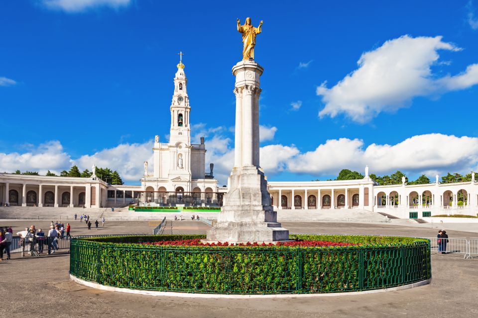From Lisbon: Fátima Self-Guided History Tour - Itinerary