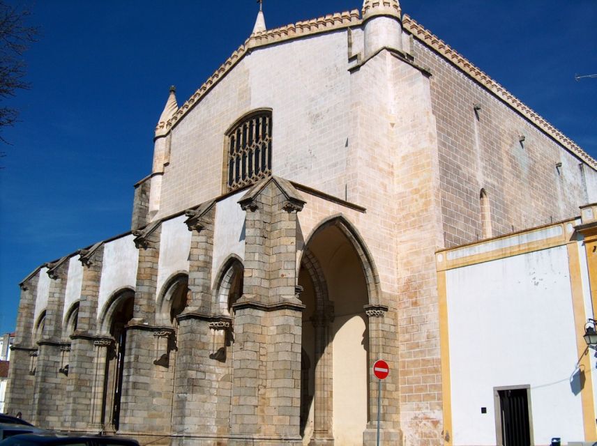 From Lisbon: Private 9-Hour Tour of Évora and Estremoz - Alentejo Region Scenery