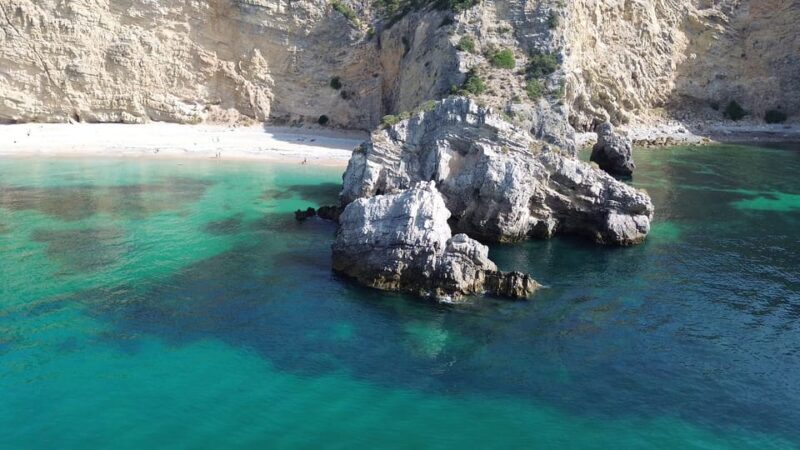 From Lisbon: special Arrábida and Sesimbra tour + drone videos - Who Is It Best For?