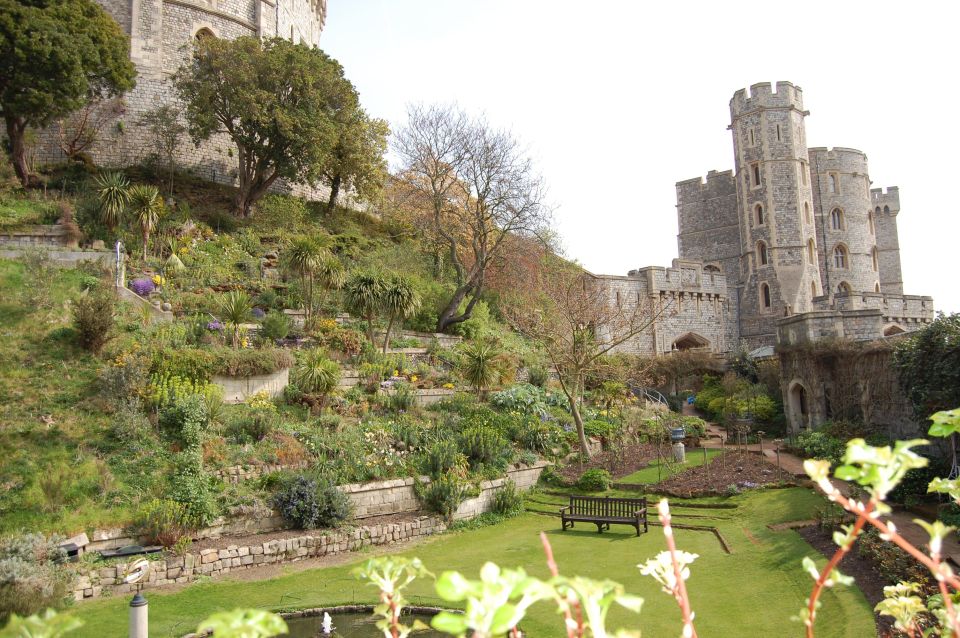 From London: Half-Day Trip to Windsor With Castle Tickets - Itinerary Highlights