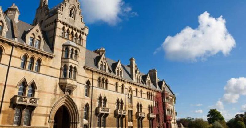 From London: Oxford, Stratford, Cotswolds & Warwick Castle - A Detailed Look at What to Expect