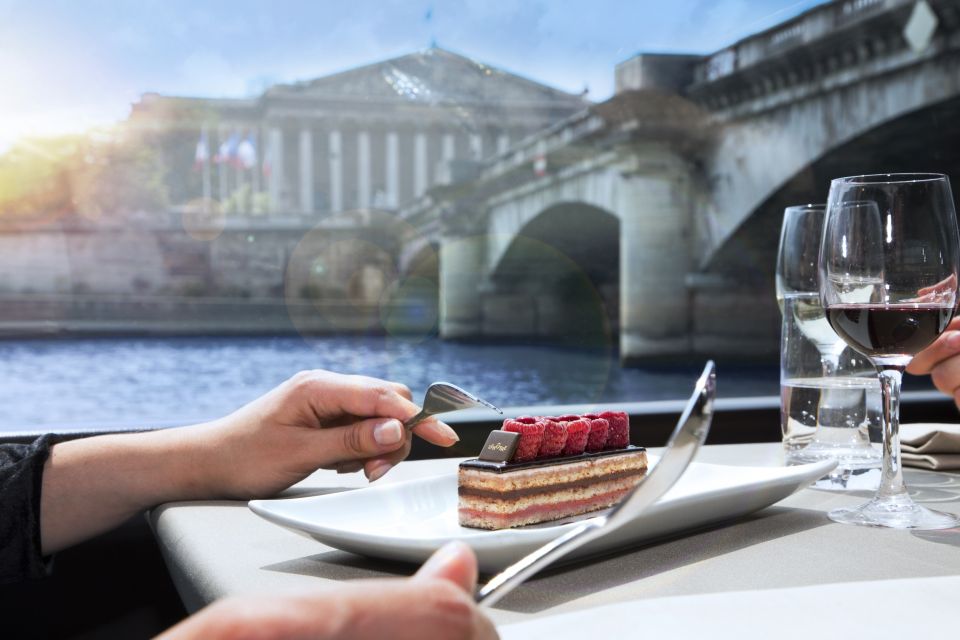 From London: Paris Tour With Lunch Cruise & Sightseeing Tour - Seine River Lunch Cruise Experience