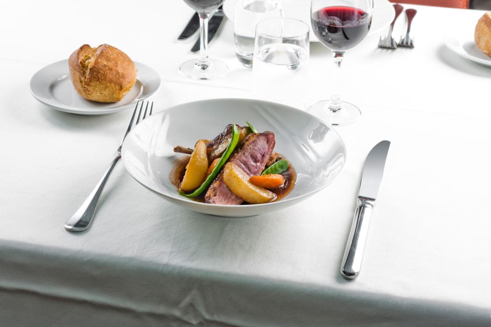 From London: Paris Tour With Lunch Cruise & Sightseeing Tour - Inclusions and Whats Provided