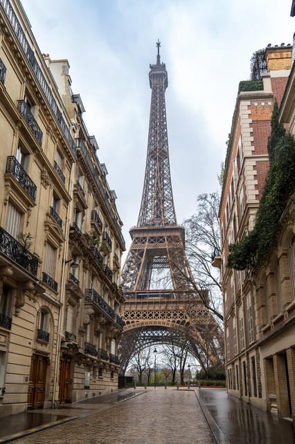 From London: Paris Tour With Sightseeing Bus & Lunch Cruise - Class Choices and Upgrades