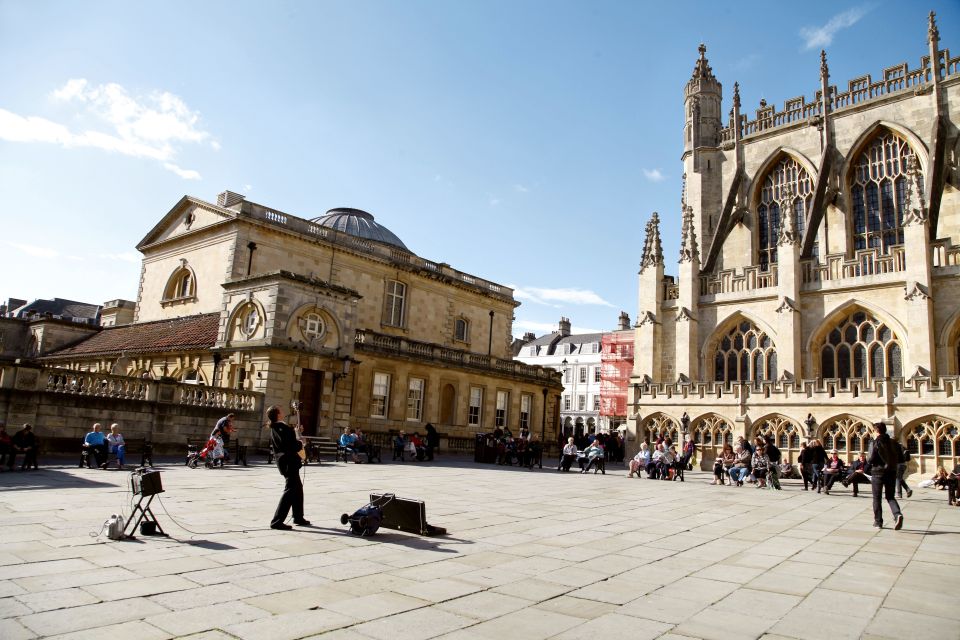 From London: Stonehenge, Bath & Lacock Full-Day Sunrise Tour - Discovering Baths Architecture