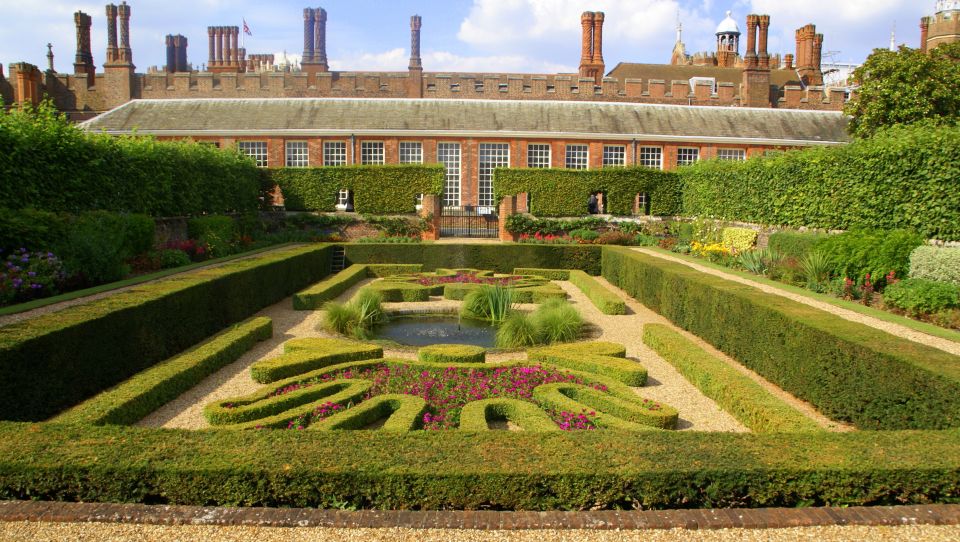 From London: Windsor Castle and Hampton Court Palace - Nearby Attractions to Explore