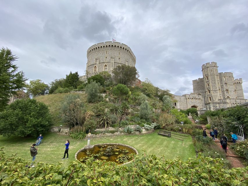 From London: Windsor Castle & Stonehenge Private Day Trip - Windsor Castle Experience