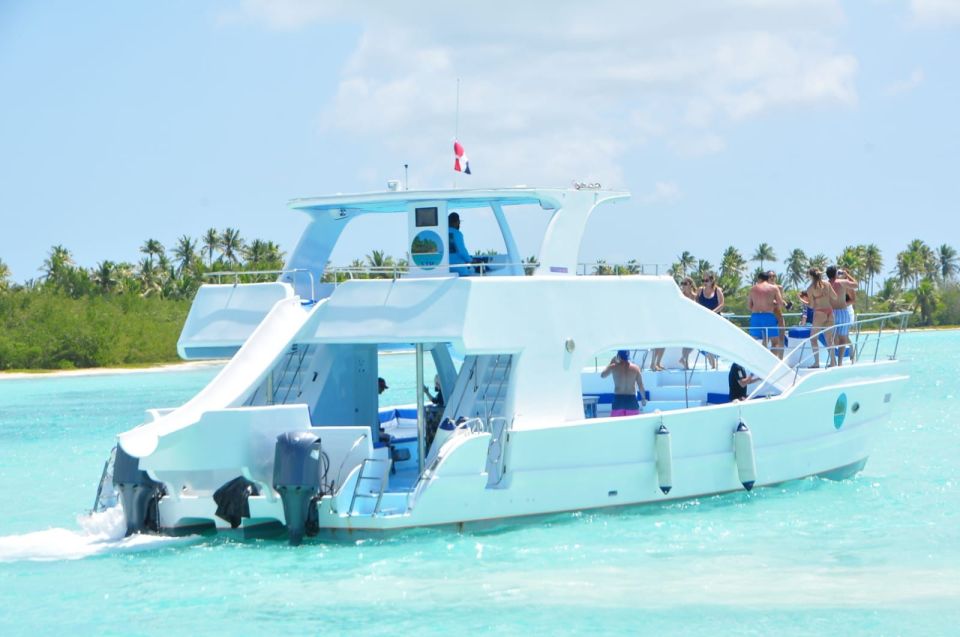 From Los Melones: Saona Island Day Trip With Lunch - Visit to Mano Juan Fishing Village