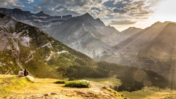 From Lourdes: Gavarnie and Pont Despagne Day Trip - Ask Away